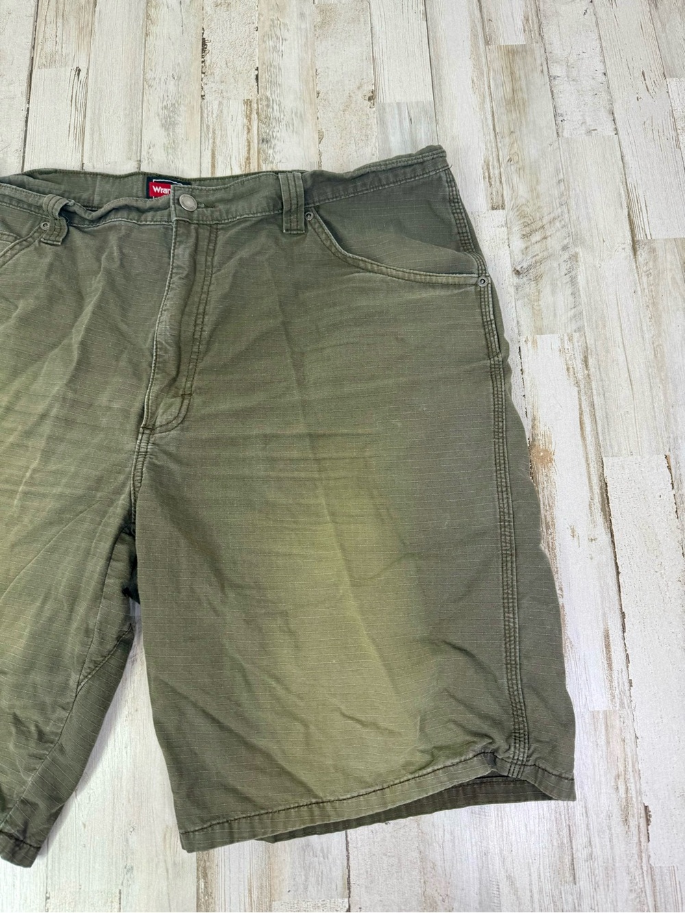 Wrangler Workwear Shorts Mens 40 Green Utility Canvas Hike Workwear - Picture 2 of 10